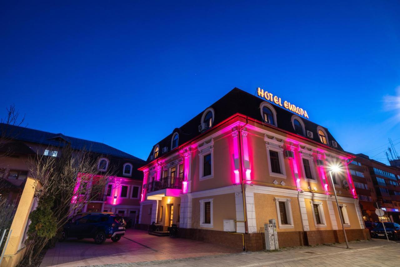 Hotel Europa Târgu Jiu Exterior foto